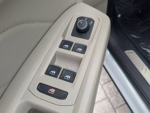 Used 2023 Volkswagen Atlas SE w/ Panoramic Sunroof Package FWD image 21