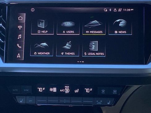 Used 2023 Audi Q4 e-tron Premium Plus w/ Premium Plus image 9