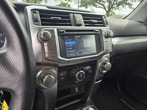 Used 2019 Toyota 4Runner SR5 Premium AWD/4WD image 13