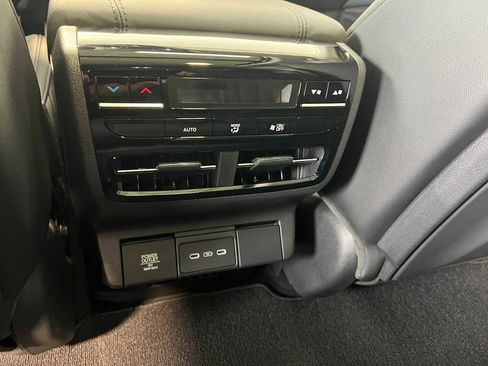 New 2026 Acura MDX SH-AWD image 30