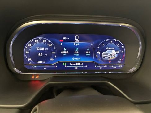 Certified 2022 Chevrolet Tahoe LT w/ Luxury Package AWD/4WD image 25