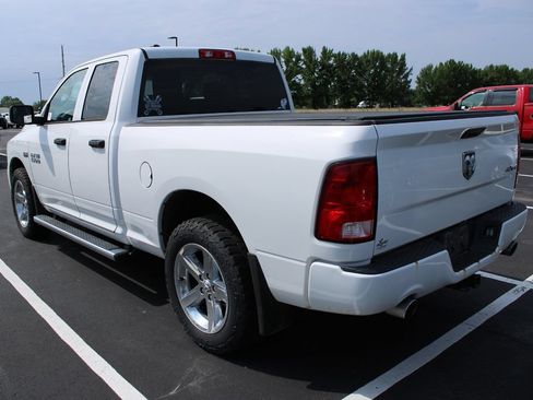 Used 2017 RAM 1500 Express AWD/4WD image 8