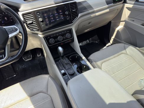 Used 2022 Volkswagen Atlas SEL Premium AWD/4WD image 36