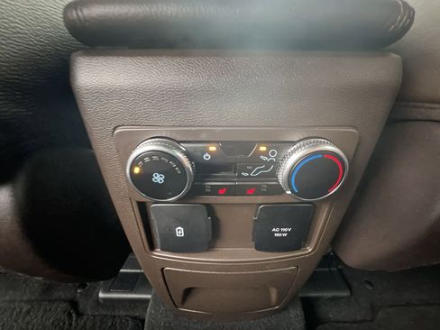 Used 2023 Ford Explorer King Ranch w/ Technology Package image 22