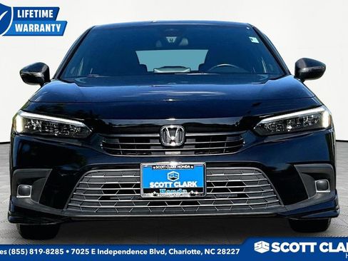 Used 2022 Honda Civic Sport image 2