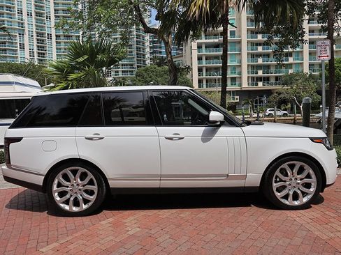 Used 2016 Land Rover Range Rover HSE AWD/4WD image 3
