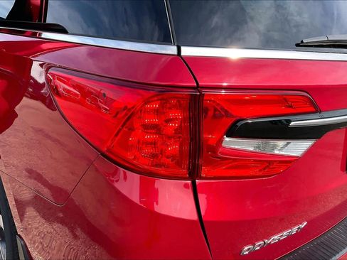 Used 2024 Honda Odyssey Touring image 29