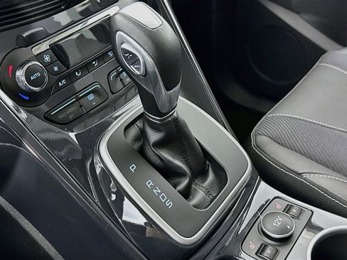 Used 2013 Ford Escape Titanium w/ Parking Technology Pkg FWD image 16