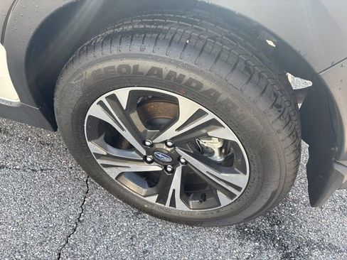Certified 2025 Subaru Crosstrek 2.0i Premium image 21
