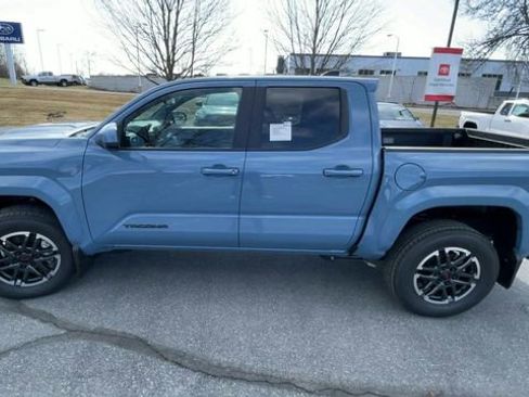 New 2026 Toyota Tacoma TRD Sport AWD/4WD image 5