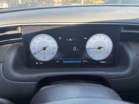 Used 2024 Hyundai Santa Cruz Limited AWD/4WD image 3