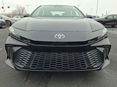 New 2026 Toyota Camry SE w/ Convenience Package FWD image 2