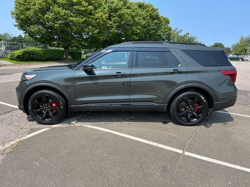 Used 2024 Ford Explorer ST w/ Equipment Group 401A AWD/4WD image 6