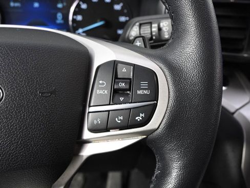 Used 2020 Ford Explorer XLT w/ Equipment Group 202A image 35