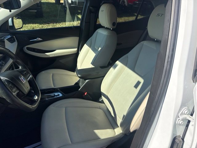 Used 2024 Buick Encore GX Sport Touring w/ Experience Buick Package FWD image 12