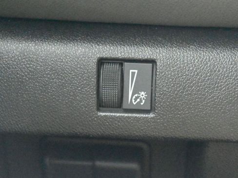 Used 2024 Chevrolet Colorado ZR2 w/ ZR2 Convenience Package III image 12