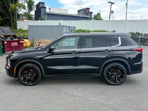 Used 2022 Mitsubishi Outlander SEL Black Edition AWD/4WD image 4