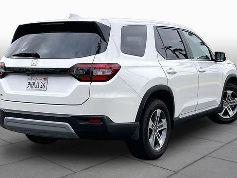 Used 2023 Honda Pilot EX-L image 12