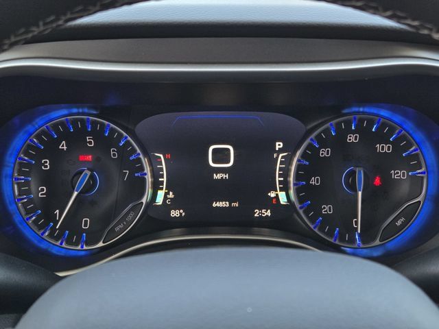 Certified 2023 Chrysler Pacifica Touring-L FWD image 15