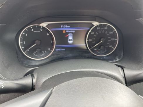 Used 2024 Nissan Altima 2.5 SV FWD image 2