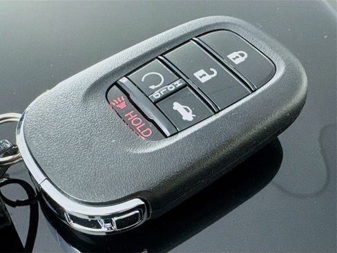 Certified 2025 Honda Accord Touring image 40