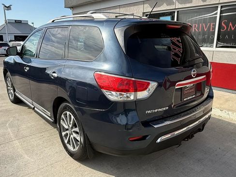 Used 2013 Nissan Pathfinder SL w/ SL Premium Pkg image 4