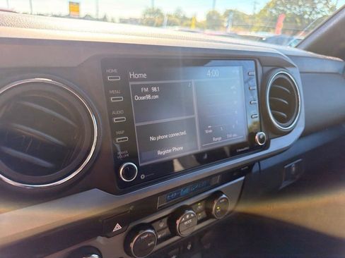 Used 2023 Toyota Tacoma TRD Sport AWD/4WD image 22