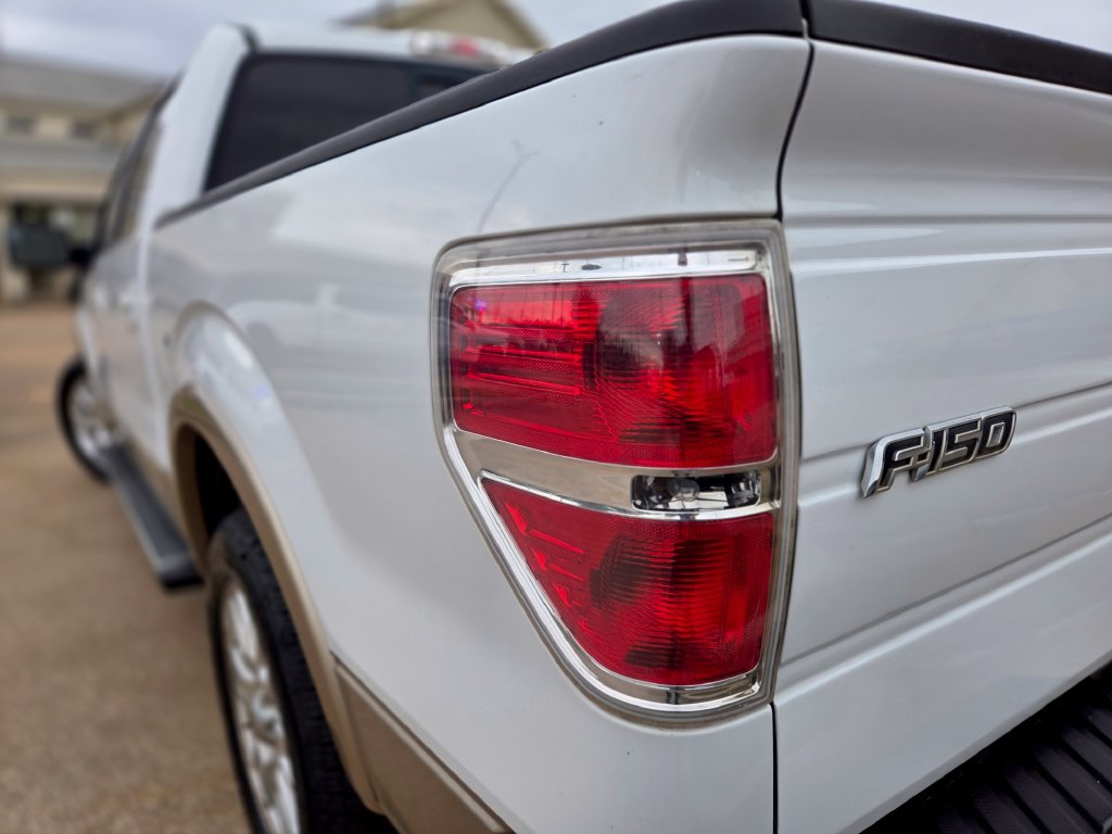 Used 2013 Ford F150 Lariat w/ Luxury Equipment Group RWD image 31