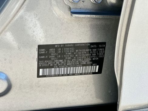 Certified 2025 Subaru Outback Onyx Edition image 38