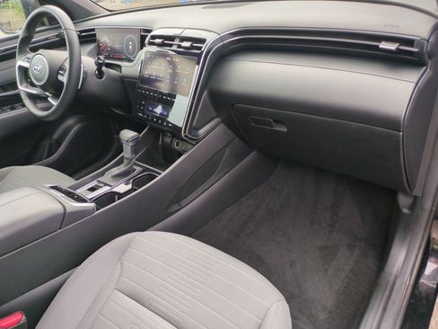 Used 2023 Hyundai Santa Cruz SEL Premium w/ Cargo Package AWD/4WD image 21