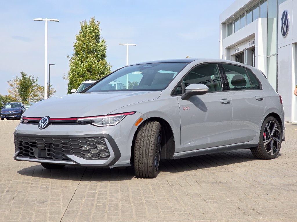 New 2026 Volkswagen GTI SE FWD image 10