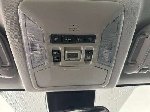 Used 2022 Toyota RAV4 XLE Premium FWD image 28