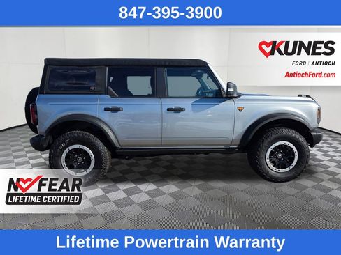 Used 2023 Ford Bronco Badlands w/ Sasquatch Package image 8