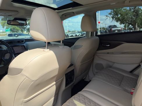 Used 2019 Nissan Murano Platinum w/ Cargo Package FWD image 25