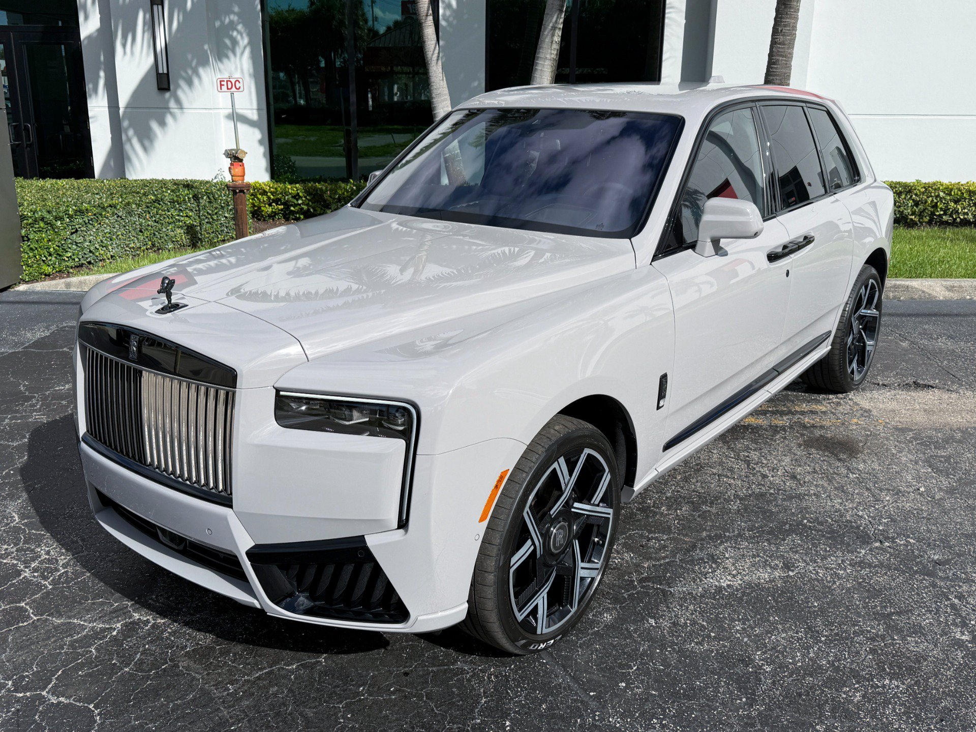 Used 2026 Rolls-Royce Cullinan Black Badge AWD/4WD image 12
