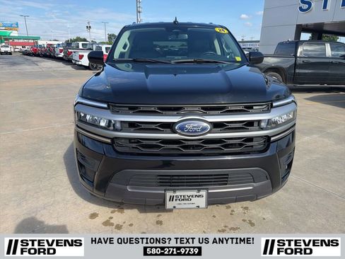 Used 2024 Ford Expedition Max XLT RWD image 4