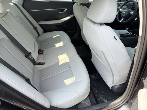 New 2026 Hyundai Sonata SEL FWD image 15
