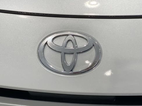 New 2026 Toyota Prius XSE image 10