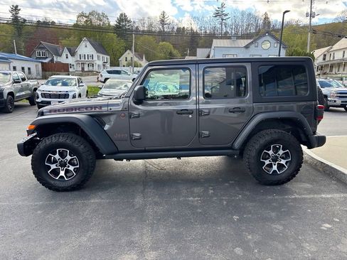 Used 2022 Jeep Wrangler Unlimited Rubicon w/ Steel Bumper Group AWD/4WD image 2