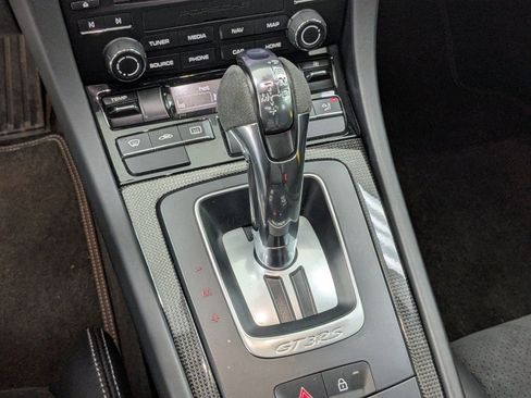 Certified 2019 Porsche 911 GT3 RS w/ Weissach Package image 17