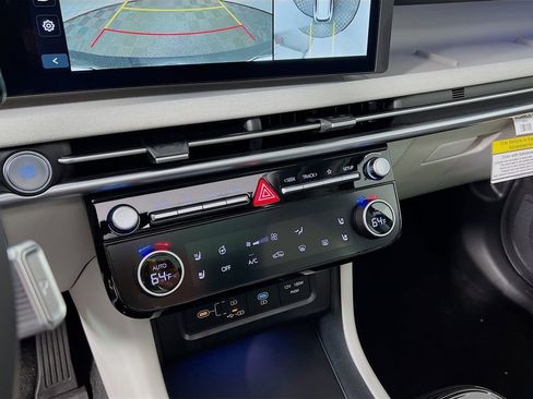 New 2026 Hyundai Tucson Limited AWD/4WD image 14