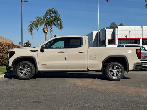 New 2026 GMC Sierra 1500 SLE w/ Preferred Package RWD image 7