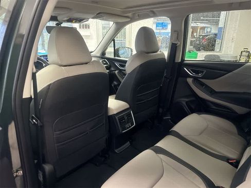 Used 2024 Subaru Forester Limited image 18