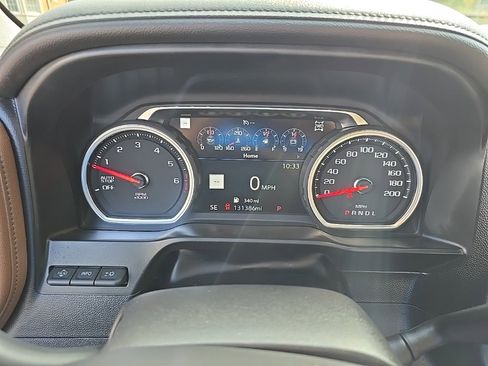 Used 2019 Chevrolet Silverado 1500 High Country image 22