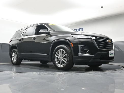 Used 2023 Chevrolet Traverse LT AWD/4WD image 24
