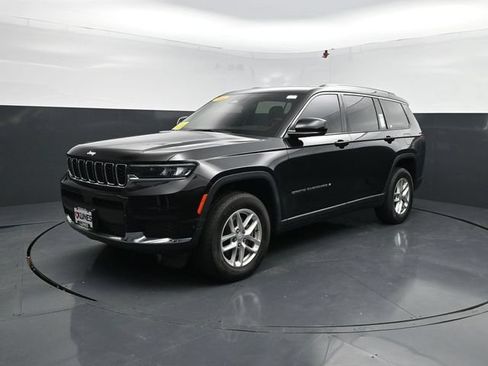 Used 2022 Jeep Grand Cherokee L Laredo w/ Luxury Tech Group I AWD/4WD image 4