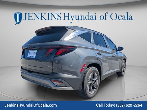 New 2026 Hyundai Tucson SEL FWD image 3