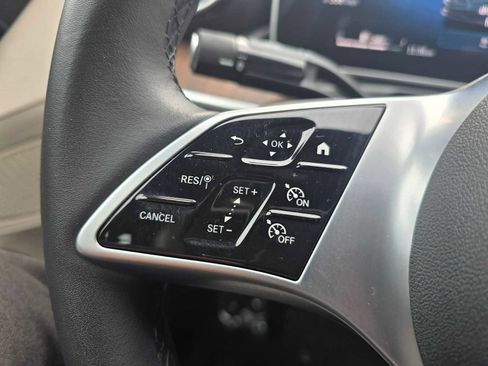 Used 2025 Mercedes-Benz C 300 4MATIC Sedan image 33