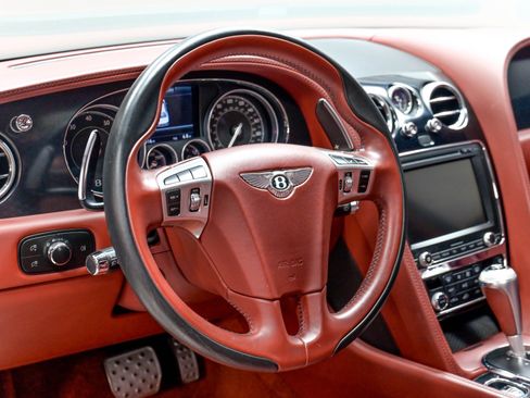 Used 2017 Bentley Flying Spur S W12 AWD/4WD image 19