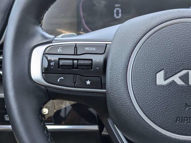 Used 2023 Kia Sportage EX AWD/4WD image 26